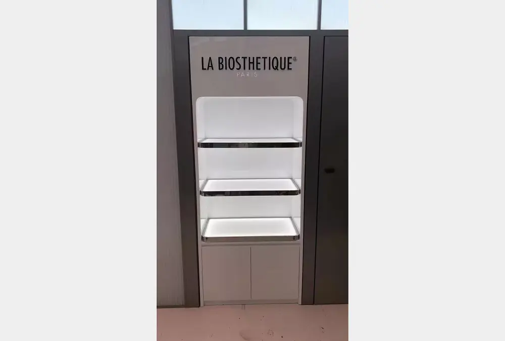 Gabinetto di visualizzazione cosmetici